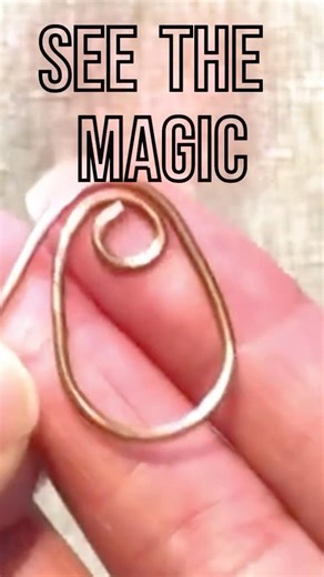 Round Wire → Flat Wire in 30 Seconds 🔨✨#jewelrymaking #wirewrapping #jewelrytutorial