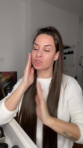 Bb krema je golden rose, imate ih u liliju, manjim parfimerijama po manjim gradovima, golden beauty shop-ovima, po mom misljenju najbolje je poruciti sa njihovog sajta www.gbs.rs | Profesionalno šminkanje Anita Keserović