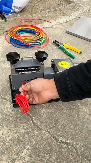 How To Electric Wire Stripping Machine #Stripping #shortsfeed #wire #Machine