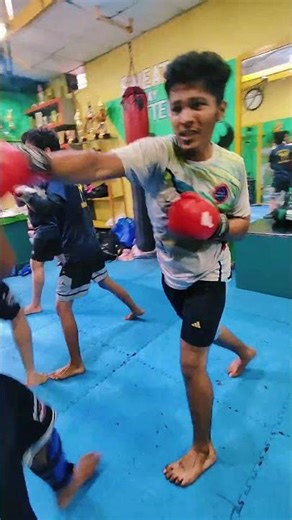 Powerful Kickboxing Fight Training 💥 Speed, Strength & Skill in Action