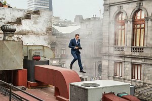 Heldenworkout mit James Bond!