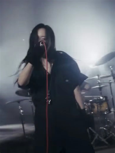 I'll find metal bands with under 10k followers so you don't have to 🖤 band: @Synsnake song: Parasite This metalcore band from South Korea brings the fire combining poppy clean vocals and intense screams. This and considering they mix electronic elements to their songs, I would love to see them on tour with @ElectricCallboy or @BRING ME THE HORIZON. K-popcore? Check them out! 🤘 #metal #metalcore #modernmetal #metalmusic #newmusic