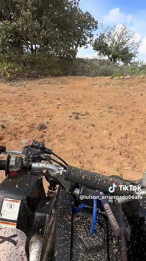 Aventura en Cuatrimoto Banshee 350