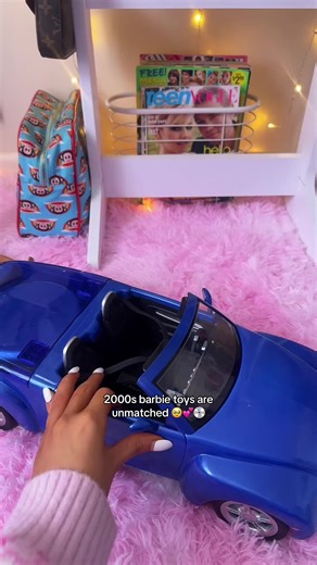 imagine hating me and i’m in my room doing this #barbie #barbiecaligirl #nostalgic #2000s