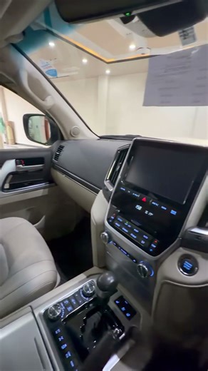 2021 Toyota Land Cruiser LC 200 | Unrivaled Off-Road Dominance