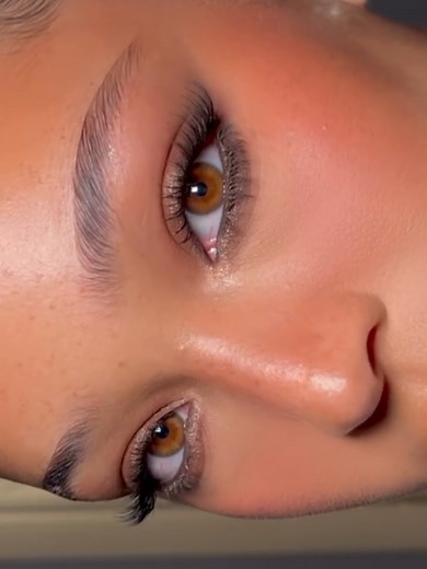 Smokey Eye Tutorial: Effortless Eye Makeup with Naked Sticks