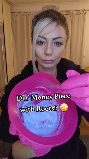DIY Money Piece with Roots - Hair Dye Experiment!