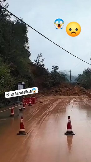 Tungod sa sigeg ulan #naturaldisaster #landslide #fbreelsvideo #highlights #everyonefollowers | Rubelyn Rico Ojeda