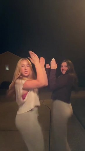 #fyp #bop #gyatt #leggings #16 #teen #shakeit #bopvillage #snowbunny | Leggings