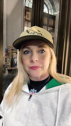 Go Birds! 🦅 @philadelphiaeagles | Melissa Joan Hart