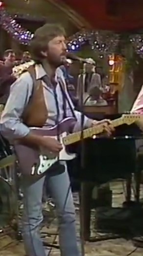 Albert Lee and Eric Clapton joined Chas & Dave for