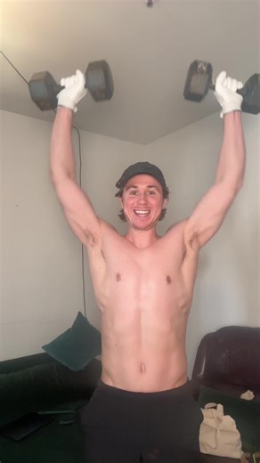 Dumbell shoulder workout you can do at home or at the gym #dumbbell #athomeworkout #aesthetic #shoulders #shouldersworkout