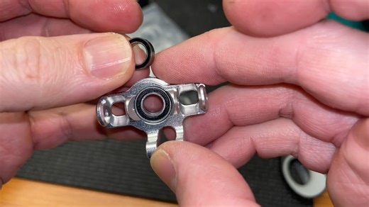 微型遥控车时速可达50英里！有史以来最好的迷你遥控车。