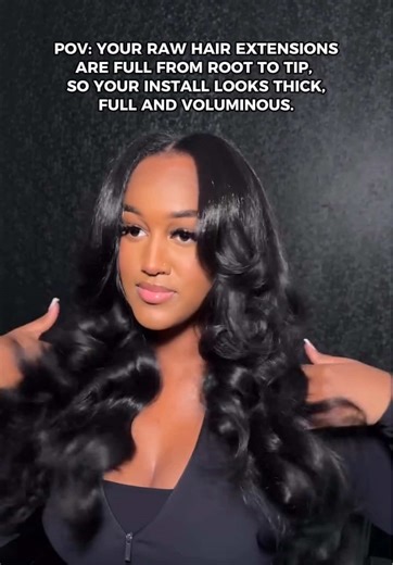 No one likes thin ends. We love hair that’s full from root to tip… and that’s exactly what Yummy Extensions gives. 🖤 Thick. Lush. Consistent all the way down. No matter what texture you choose, you’re getting fullness that looks rich, healthy, and luxury. Because details matter. And density is everything. Texture Shown: 4 bundles of 24 inches of Raw Cambodian Wavy Elegance #yummyextensions #houstonhair #rawhair #foryou #rawextensions