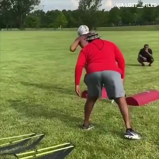 Chase Young’s been putting in major work ahead of his rookie year. 💪(h/t The Checkdown) | NFL