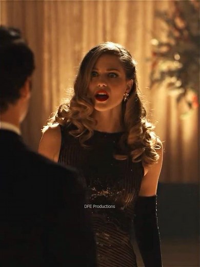 The Flash and Supergirl face Music Meister #theflash