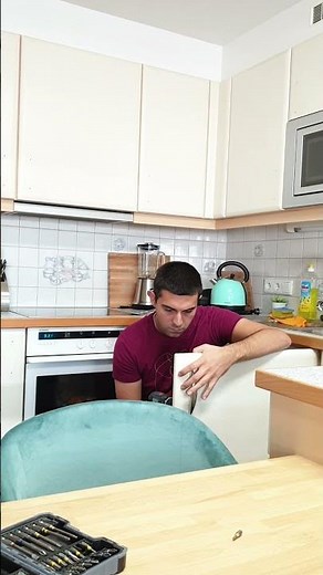 Küche renovieren - Furnier entfernen