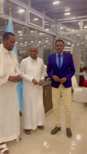 ‏Taliye Liibaan Abdi Adam iyo Guddoomiye Ahmed Iman, Muqdisho.