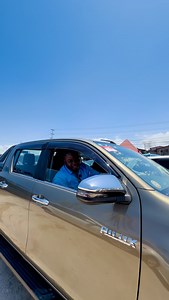 🚗 LEO SHOWROOM IPO MOTO🔥 Magari ni mengi sana leo, kila mteja anapata kitu chake! Wateja wanaingia kuangalia gari moja baada ya jingine huduma nzuri, bei safi, na magari yanapendeza balaa 😍 Kama ulikua unasubiri siku nzuri ya kuja kuchagua, basi leo ndiyo siku yenyewe! Karibu ujionee mwenyewe 🙌 📞 0711 398 600 / 0765 708 039 #BingwaWaMagariUsed #MaduluMotors #MagariUsed #Showroom #GariKwaBeiPoA #TanzaniaMotors | Magari Used Dar Es Salaam