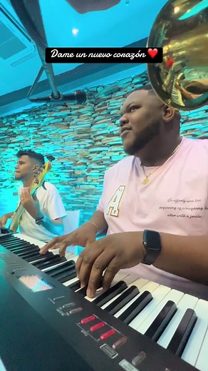 Música Cristiana de Piano y Merengue por Otto Cruz | Cambia tu Corazón con esta Melodía