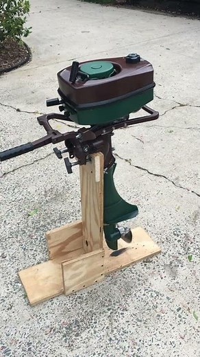 Ted Williams 2 Stroke 4.5 HP Outboard Motor Restoration
