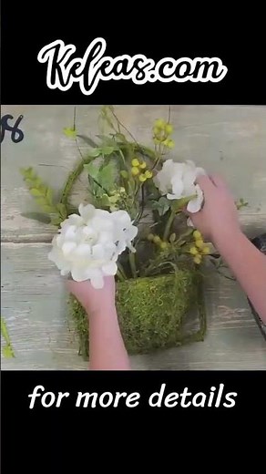 Floral Wall Basket | DIY Floral Wall Decor