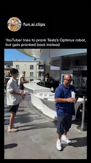 Fun Clips Media | Funny and scary at the same time 👀 Tesla’s Optimus robot made an appearance at the Tesla Diner in California. YouTuber Korean Jay tried... | Instagram