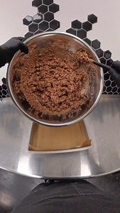 If I were to rate it, I’d go 6/10 on the bowl scrape. Not amazing but better than average 🤷🏼‍♂️ #food #prep #bake #easyrecipe #smallbusiness #chocolate #bakingtutorial | Tott brownies