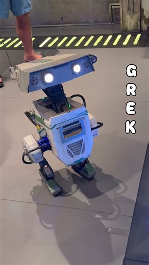 Monique on Instagram: "Grek - exclusively on Disney Cruise on Disney wish for now… is a BDX droid who I met in the cargo Bay! He interacts with guests and then takes photos! This was a great Star Wars interaction and I love this new addition!! • • Disney cruise line Disney wish. This ship has Star Wars, a Tiana bar, seas the adventure, Aladdin show, frozen dinner show with Olaf, the little mermaid, & a Cinderella atrium statue! • • Follow @stylewithabow & @moniquestravels for daily Disney conten