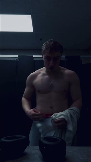 my single “parasocial” THIS FRIDAY tap in twins #dedsek #upcomingartists #montreal #gymmotivation