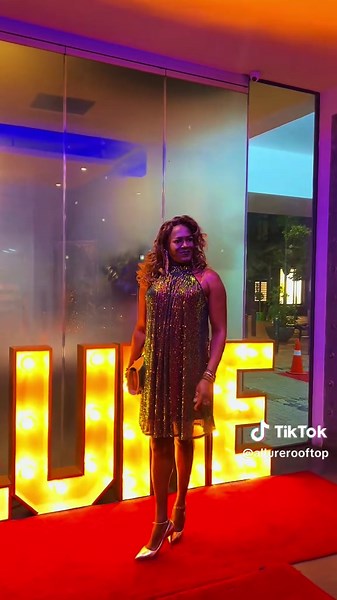 #CapCut #sunday #with #friends #at #allurerooftoplounge