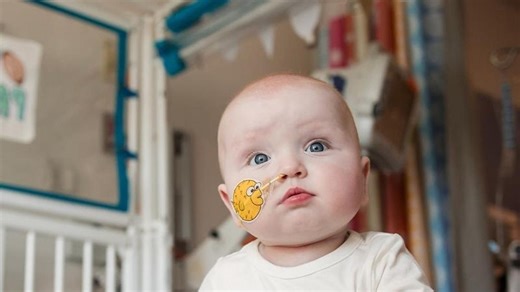 KJ, el primer bebé tratado de una enfermedad rara con edición genética personalizada, da esperanza a miles de personas