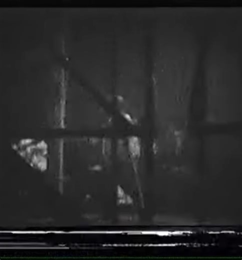 Club Archives on Instagram: "“RIOT RIOT RIOT” . The Raf Simons 2001-2002 Riot! Riot! Riot! bomber is one of fashion’s most sought-after archive pieces. Made from military-grade nylon with heavy padding and oversized proportions, tewer than an estimated 100 jackets were produced. Many were handmade or finished individually, making each piece slightly unique and now worth tens of thousands to serious collectors. . $45,000 . How would you style this iconic piece? #rafsimons #archive #rafsimonsarchi