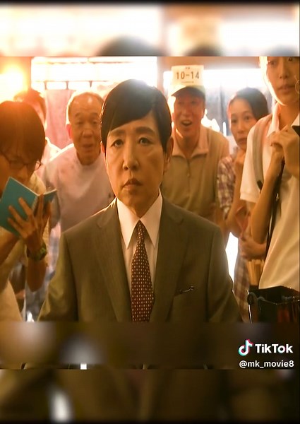 Der geheimnisvolle Mann aß eine Mahlzeit für 20 Personen und war immer noch nicht zufrieden.#fyp #film #movie