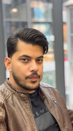 Hakim’s Aalim Indore on Instagram: "It’s more than a haircut; it’s a new beginning. . Book your appointment now. 📞 +91 85271 17408. #hakimsaalim #indore #indorefashion #haircut #hairstyles"