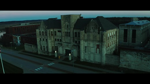 Do time in Jefferson City and investigate the unknown. Ghost tours available March – November. Lock up your tour today. | Missouri State Penitentiary