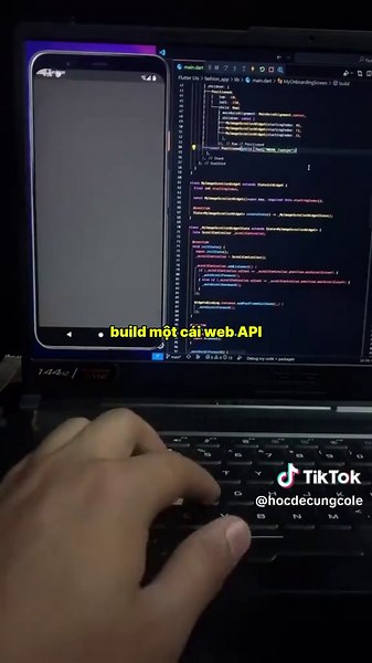 Học IT 2025: Bước đầu với Lập trình Python