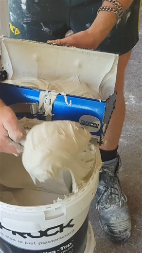 Answer: Drywall flat finishing box | Maxkil