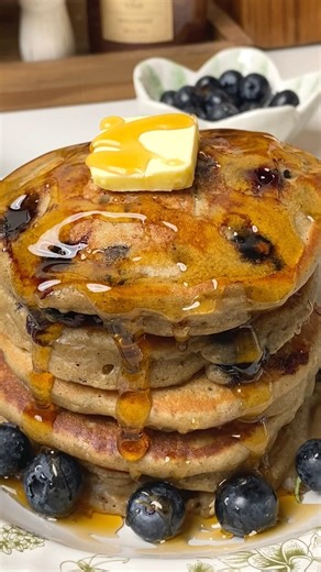 Blueberry Yogurt Pancakes 🫐🥞 | easy homemade breakfast #blueberrypancakes #breakfastideas