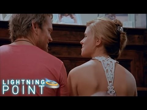 Lightning Point / Alien Surfgirls S1 E16: Family Ties