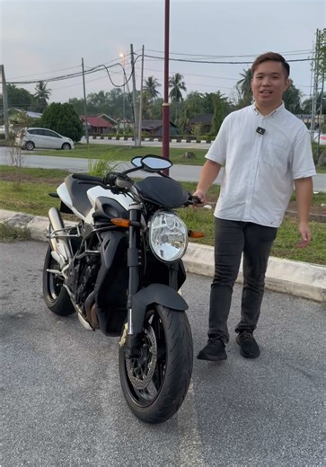 MV Agusta Brutale 920 Review: Performance and Features