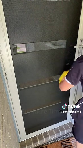 Effective Security Screen Cleaning in 3 Easy Steps