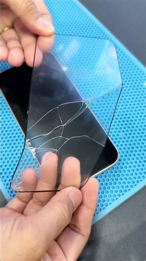 Remove Broken Screen Protector iPhone 17 Pro Max - Install 3D Dekey Master Tempered Glass #shorts