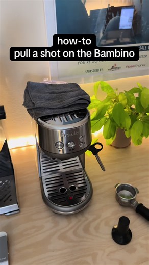 A step by step guide on how to pull the perfect shot from a numbers perspective on the Breville Bambino #espresso #bambino #LearnOnTikTok