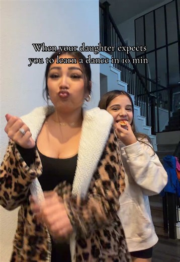 I need 3-5 business days please 😂 #ashleyaudrina #fypシ #fypageシ #momanddaughterduo #momanddaughter