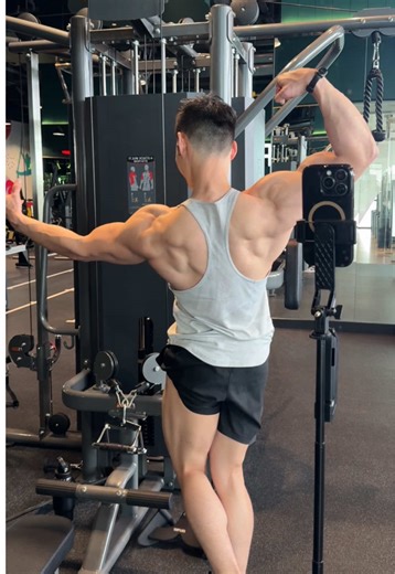 Boost Your Shoulder Training with Effective Tips