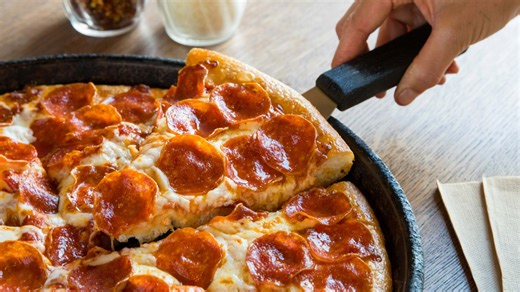 Pizza Hut forced to make admission over $2 deal after 'unfortunate' note