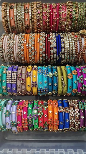 Dispatch scenes #weddingbangles #supportlocal #silkthreadbangles #kundanbangles #rawsilkbangles #babyshowerbangles #reelsinstagram #explore #smallbusiness #reelsinstagram #trendingreels | nidhithreadbangles