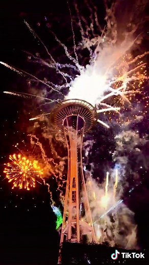 Seattle's Space Needle New Year Countdown 2026
