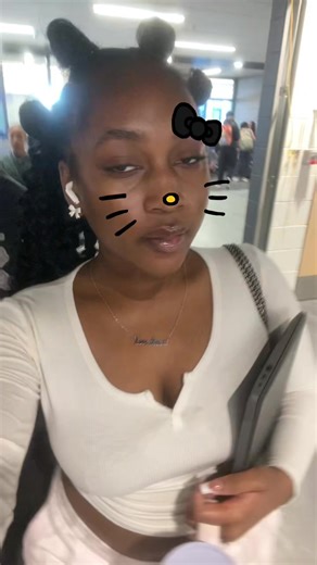 In da lunch line#fyp #fypシ #xyzbca #prettygirls #viral